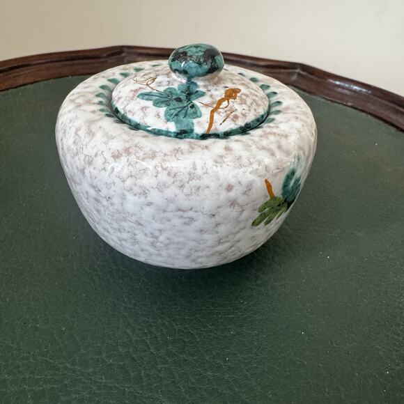 Italian Ceramic Sugar Bowl & Lid Hand Painted Signed Italy Floral Trinket Box 3" - Picture 7 of 16